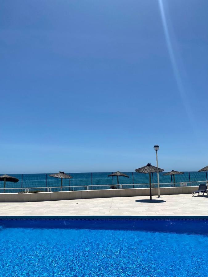 Sunshine Beach Front Complex, Wifi, Modern Касарес Екстер'єр фото
